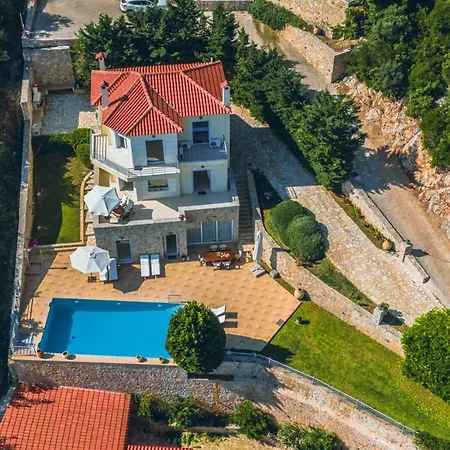 Epidavros Land Orfeas Villa