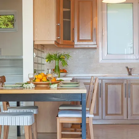 Epidavros Land Orfeas *