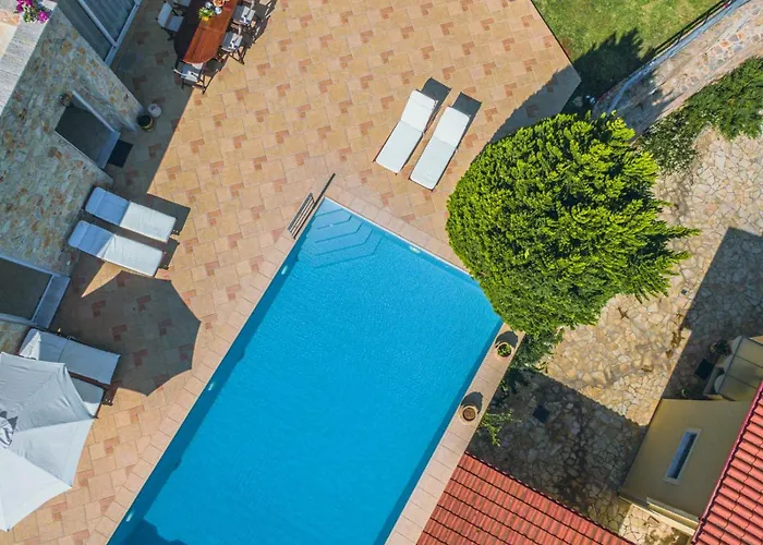 Epidavros Land Orfeas エピダウロス